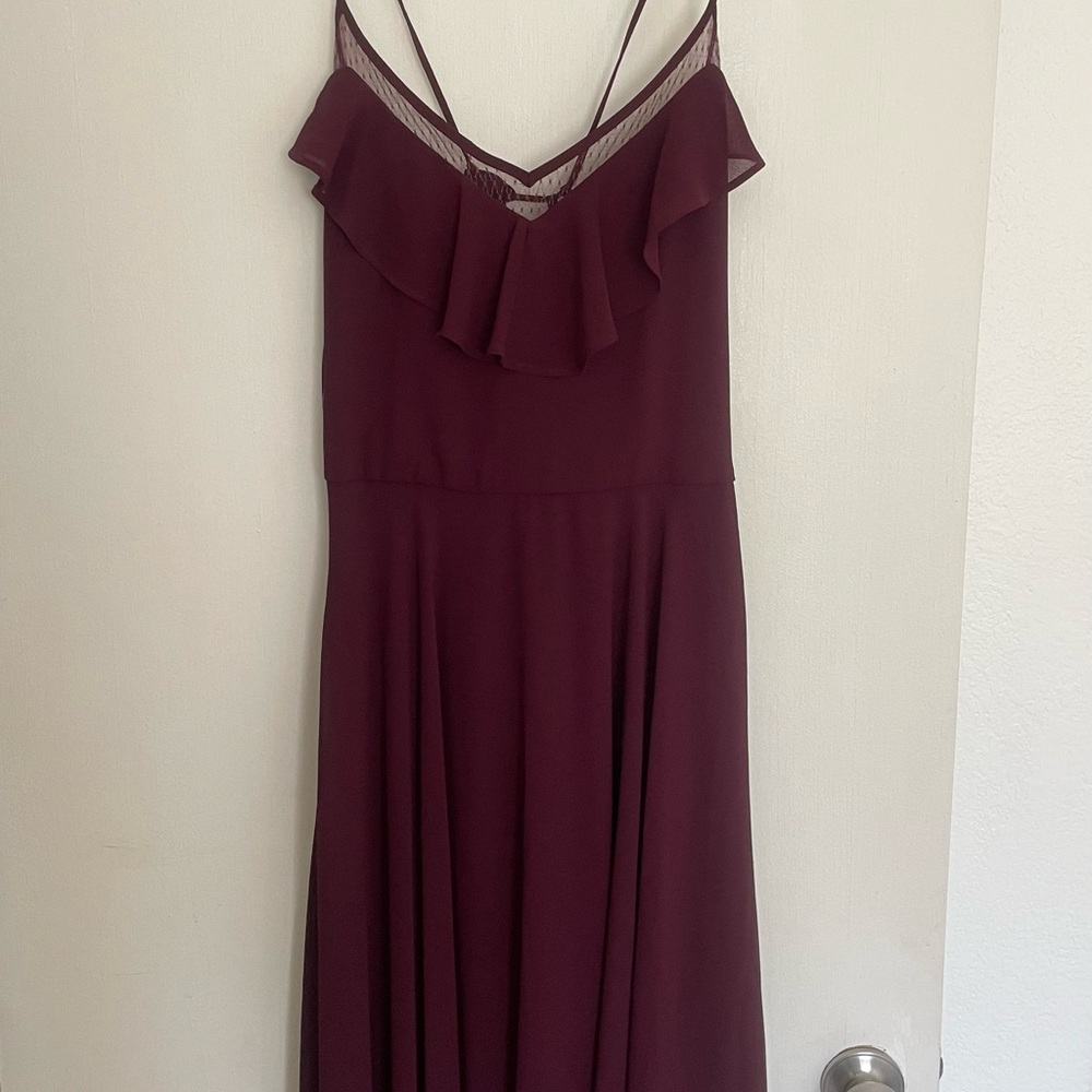 Elegant Burgundy Spaghetti Strap Dress